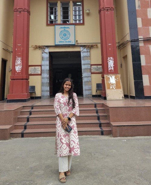 Falak Mishra All Academic Subjects home tutor in Varanasi.